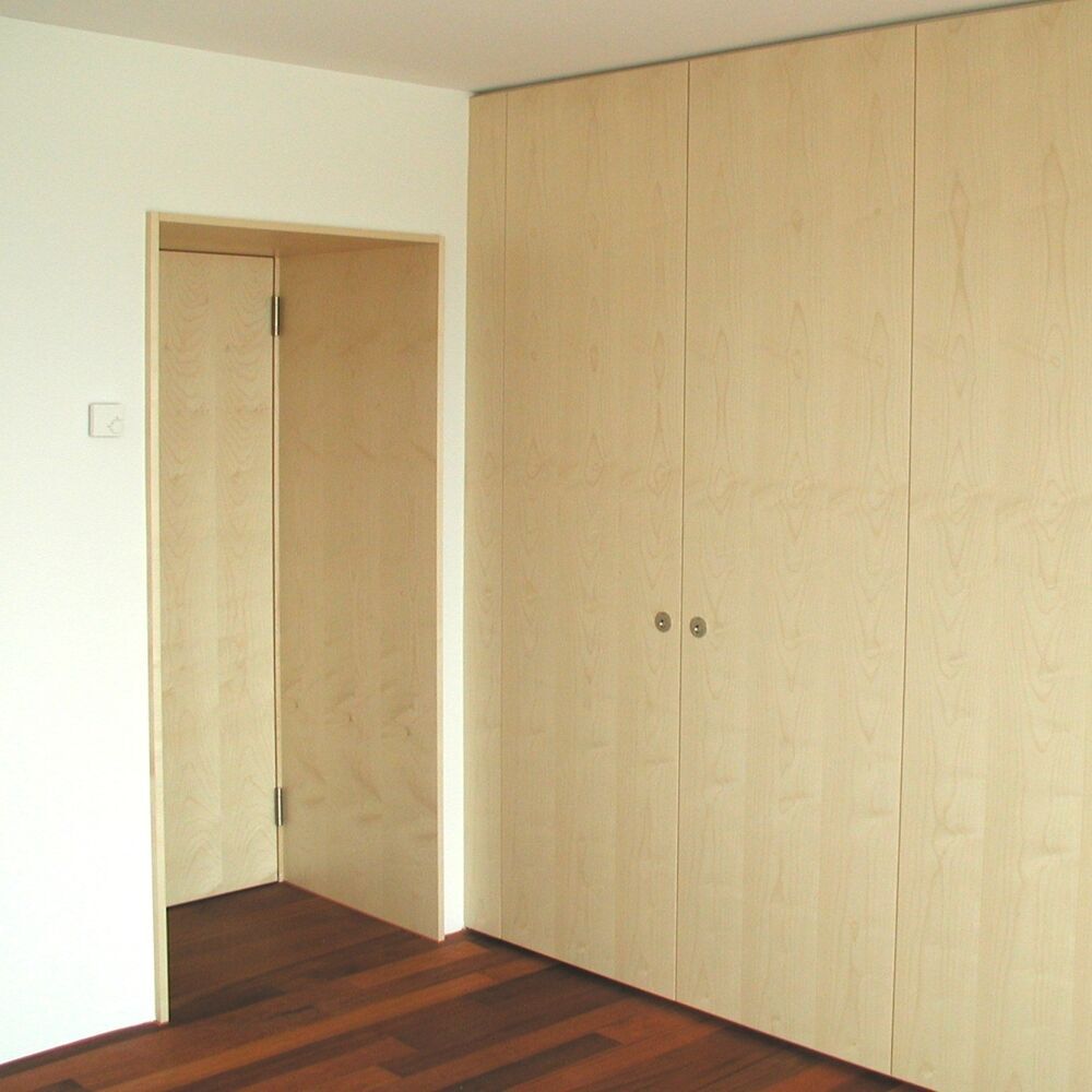 Türfutter mit Wandschrank Ahorn