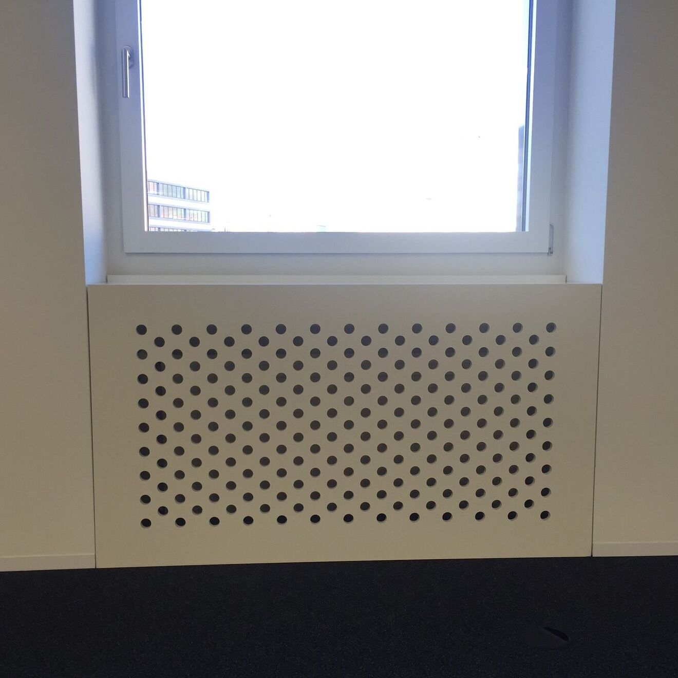 Radiatorverkleidung weiss