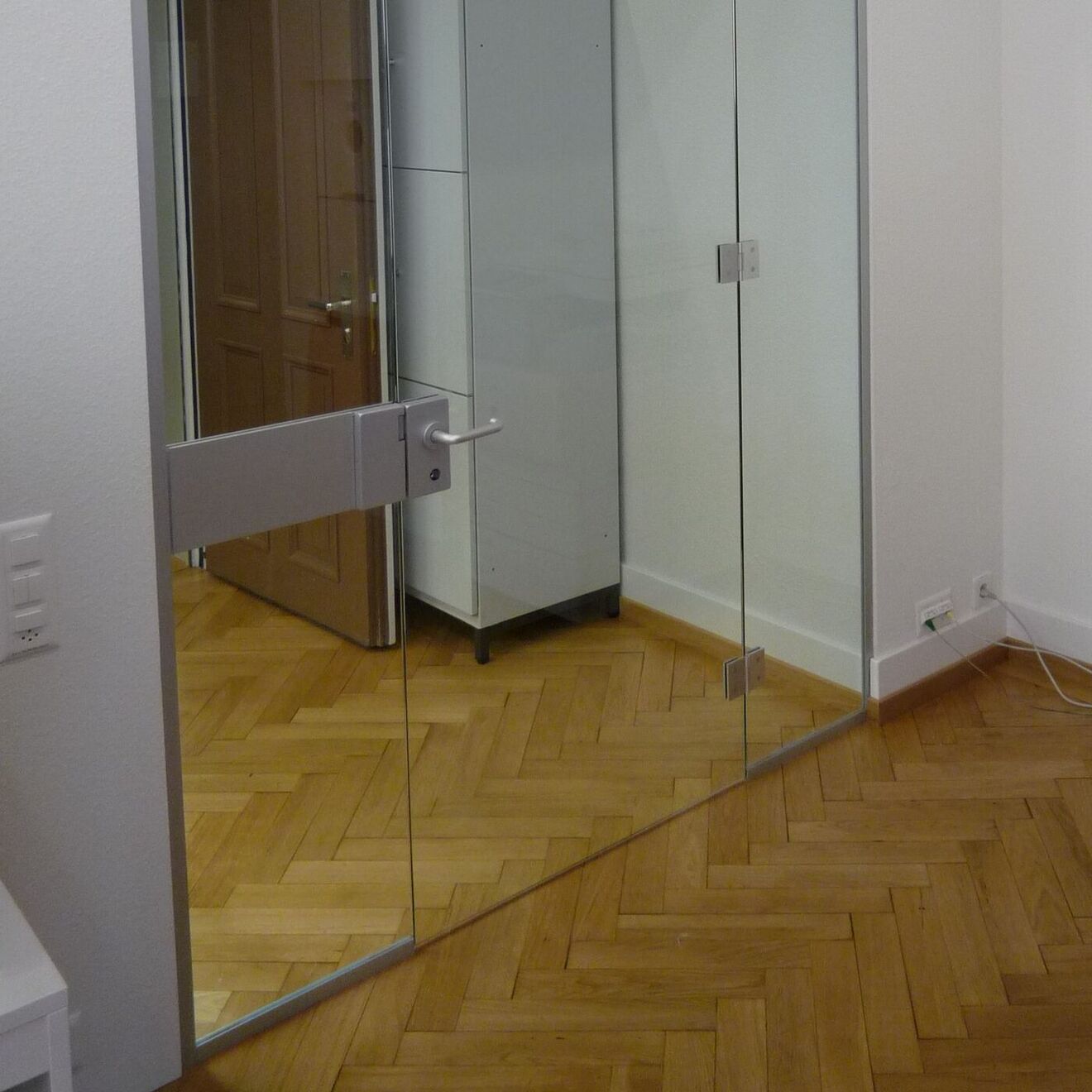 Innentüre aus Glas Ganzglastüre